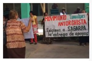 Protestan Antorchistas frente a instalaciones de SAGARPA... otra vez