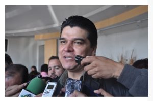Asegura Méndez Salas que él no tiene candidatos por lo anterior, cualquier maestro que tenga legítima aspiración deberá participar por su propia cuenta,  presentando su proyecto de trabajo.