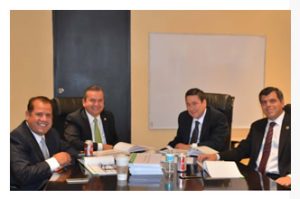 Se reune Oscar Almaraz con Diputados Federales Tamaulipecos. Gestiona recursos para el municipio.