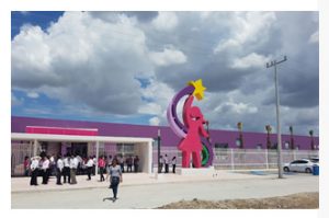 El gobernador Egisio Torre Cantú y su esposa Pilar inauguraron en Reynosa el nuevo centro de Mujeres Con Valor.