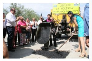 El Alcalde de esta capital inició un programa intenso de bacheo y reiteró su compromiso de rescatar los espacios públicos.