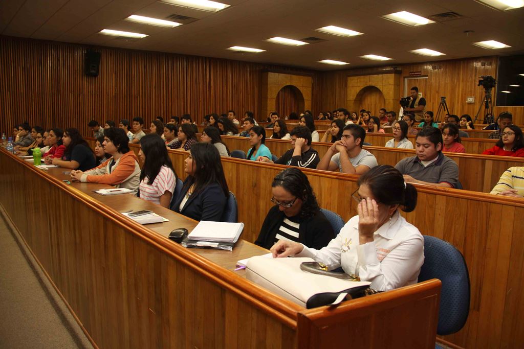 Foto3-Becas